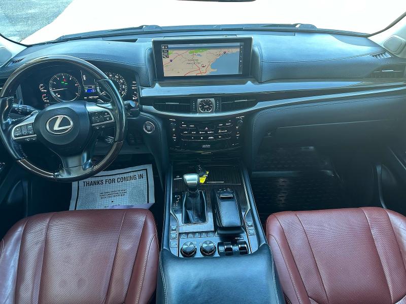 2018 Lexus Lx570 VIN JTJHY7AX8J4264042 COPART salvage auction — MINOR DENT/SCRATCHES, CT, sold $46,000 on 2026-08-14 (photo 9)