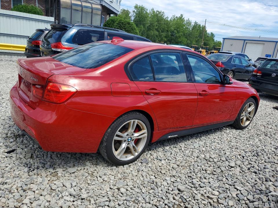 2013 BMW 3 series VIN WBA3B3C58DF542687 COPART salvage auction — WATER/FLOOD, MA - CERT OF TITLE-RECONSTRCTD COLL, sold $400 on 2026-08-19 (photo 3)
