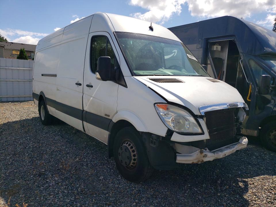 2012 Freightliner Sprinter VIN WDYPF4CC4C5678434 COPART salvage auction — FRONT END, WA - BILL OF SALE, sold $3,150 on 2026-08-19 (photo 4)