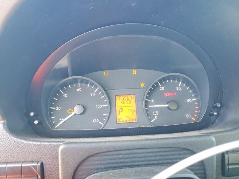 2015 Freightliner Sprinter VIN WDYPE7CC5F5974751 COPART salvage auction — REAR END, FL - DIS/DLR/EXP ONLY CLEAN TITLE, sold $2,200 on 2026-08-17 (photo 9)