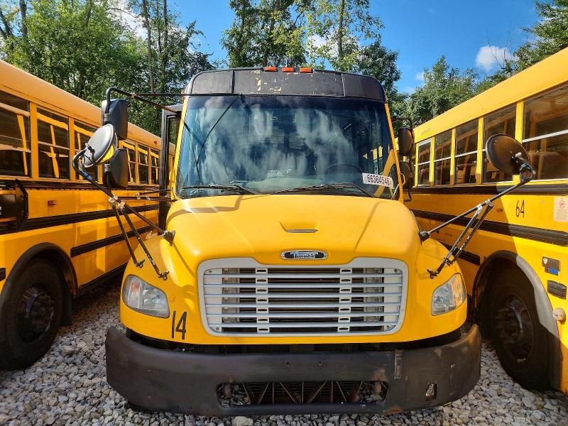 2012 Freightliner All models VIN 4UZABRDT6CCBM9750 COPART salvage auction — NORMAL WEAR, CT, sold $2,000 on 2026-10-06 (photo 9)