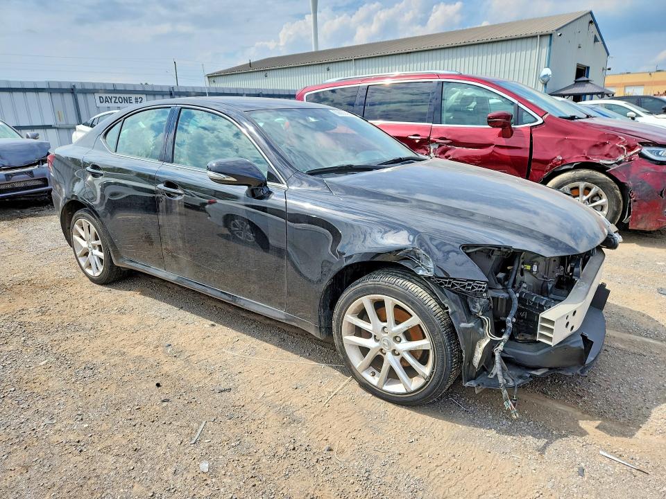 2011 Lexus Is VIN JTHCF5C29B5051457 COPART salvage auction — FRONT END, ON - PERMIT NO BRAND - UNFIT, sold $625 on 2026-08-25 (photo 4)