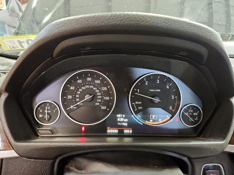 2014 BMW 3 series VIN WBA3D5C56EKX98826 COPART salvage auction — MINOR DENT/SCRATCHES, Vt - Certificate Of Title (P), sold $500 on 2026-08-20 (photo 9)