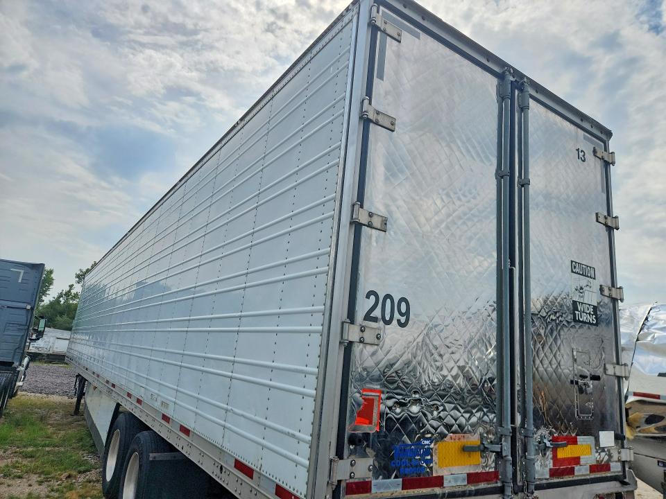 2017 Cimc reefer trailer VIN 527SR5329HL008920 COPART salvage auction — MINOR DENT/SCRATCHES, CA - DEALER ONLY CLEAN TITLE, sold $11,100 on 2026-08-25 (photo 2)