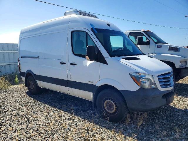 2015 Freightliner Sprinter VIN WDYPE7CC5F5974751 COPART salvage auction — REAR END, FL - DIS/DLR/EXP ONLY CLEAN TITLE, sold $2,200 on 2026-08-17 (photo 4)