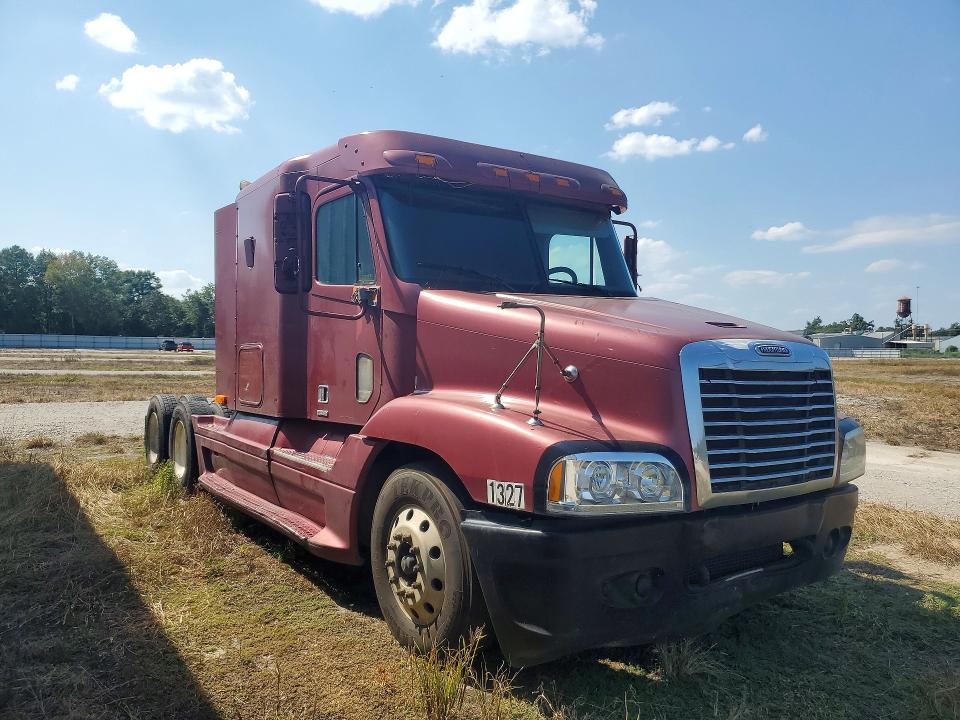2006 Freightliner All other VIN 1FUJBBCG76LU69878 COPART salvage auction — MINOR DENT/SCRATCHES, CT, sold $950 on 2026-09-01 (photo 4)