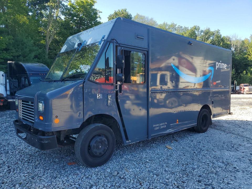 2021 Freightliner Mt45g VIN 4UZAC2EA9MCMN0173 COPART salvage auction — SIDE, CT, sold $125 on 2026-09-01 (photo 1)