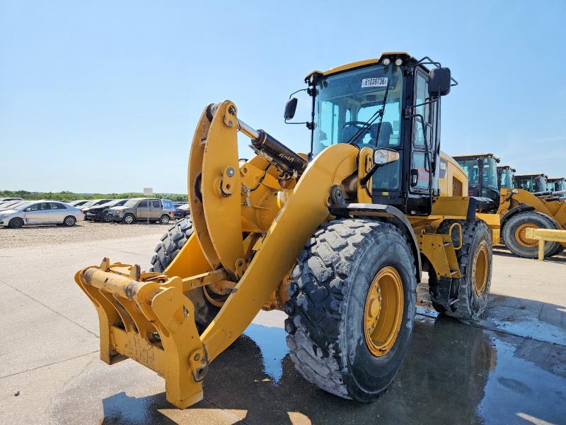 2012 Cat Constructi VIN CAT0938KCSWL01142 COPART salvage auction — MECHANICAL, BS, sold $23,400 on 2026-08-20 (photo 9)