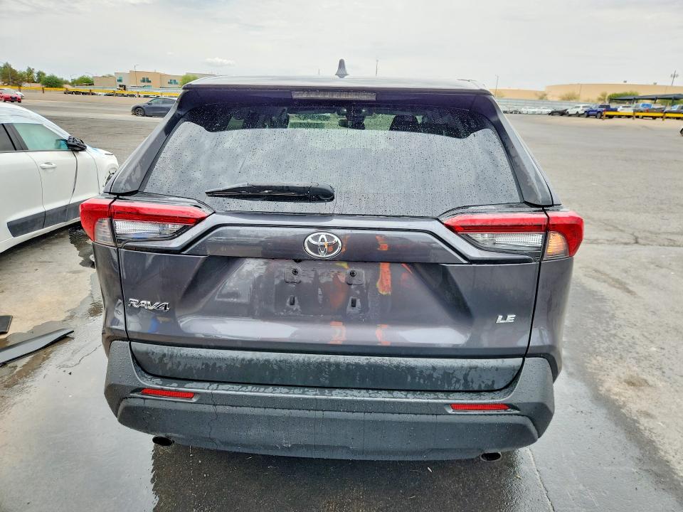2022 Toyota Rav4 VIN 2T3H1RFV1NW190191 COPART salvage auction — SIDE, CA - DIS/DLR/EXP ONLY CLEAN TITLE, sold $7,000 on 2026-08-19 (photo 6)