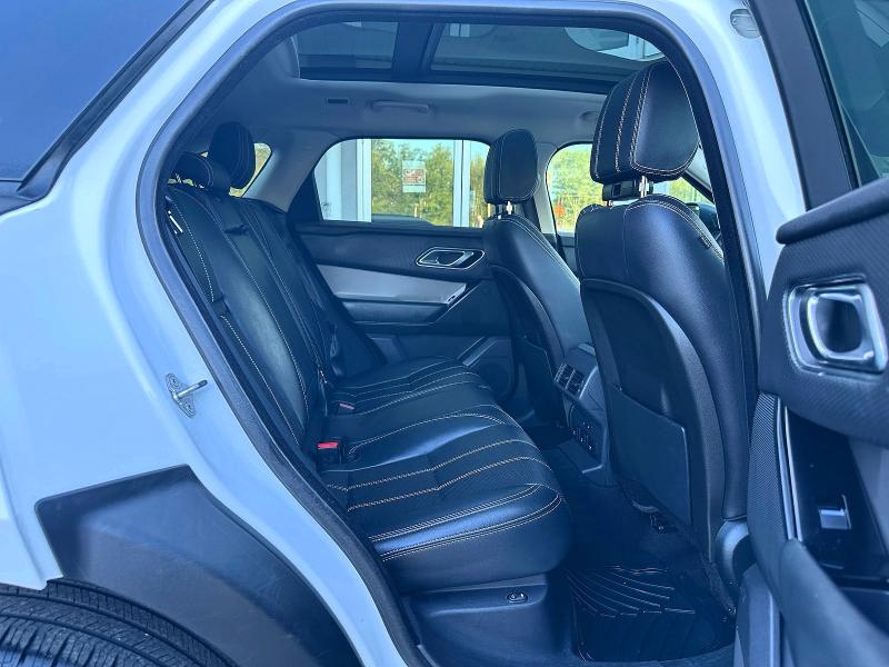 2018 Land rover Range rover velar VIN SALYB2RN3JA764534 COPART salvage auction — MINOR DENT/SCRATCHES, CT, sold $11,900 on 2026-08-19 (photo 6)