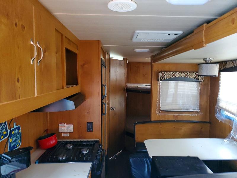 2018 Gulf stream Cabincruis VIN 1NL1G3323J7036136 COPART salvage auction — NORMAL WEAR, NY - CERTIFICATE OF TITLE, sold $5,500 on 2026-09-17 (photo 6)