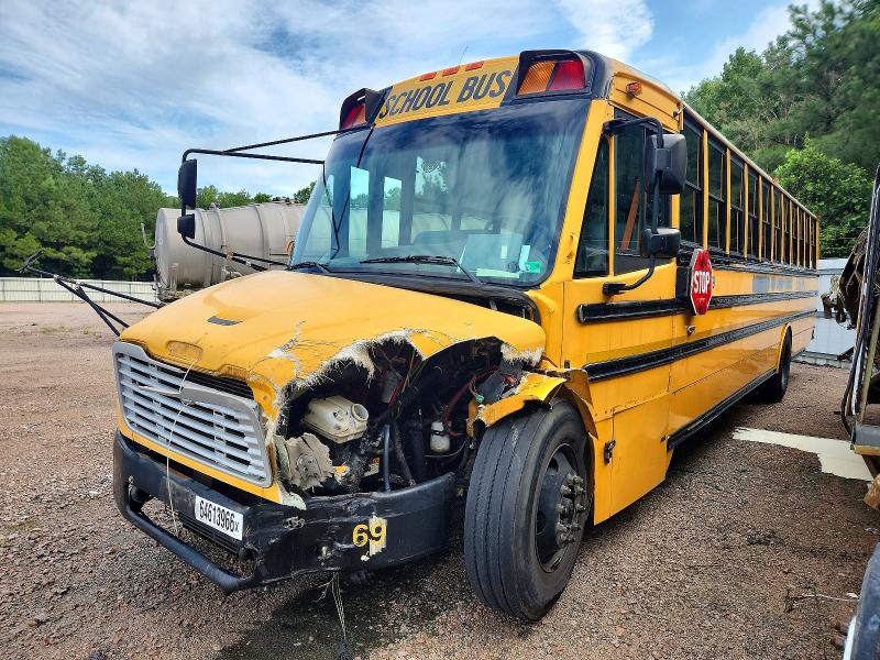 2010 Thomas All other VIN 4UZABRDT5ACAR3412 COPART salvage auction — FRONT END, ST, sold $300 on 2026-09-24 (photo 2)