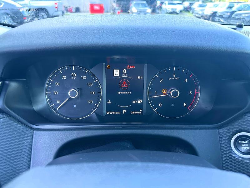 2018 Land rover Range rover velar VIN SALYB2RN3JA764534 COPART salvage auction — MINOR DENT/SCRATCHES, CT, sold $11,900 on 2026-08-19 (photo 8)