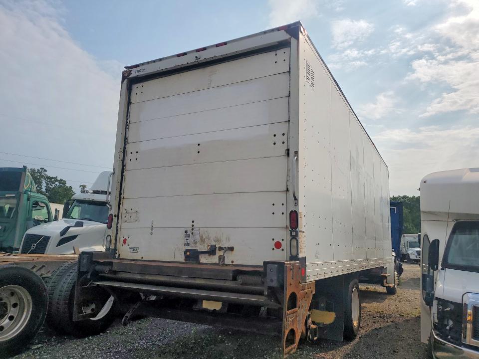 2014 Freightliner All models VIN 1FVACWDT1EHFR3936 COPART salvage auction — NORMAL WEAR, CT, sold $2,600 on 2026-08-24 (photo 3)