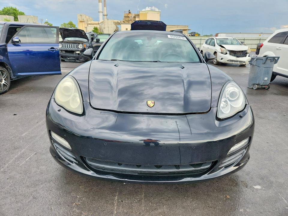 2013 Porsche Panamera VIN WP0AA2A73DL016996 COPART salvage auction — MECHANICAL, OK - CERT OF TITLE-INDIAN TRIBAL, sold $600 on 2026-08-24 (photo 5)