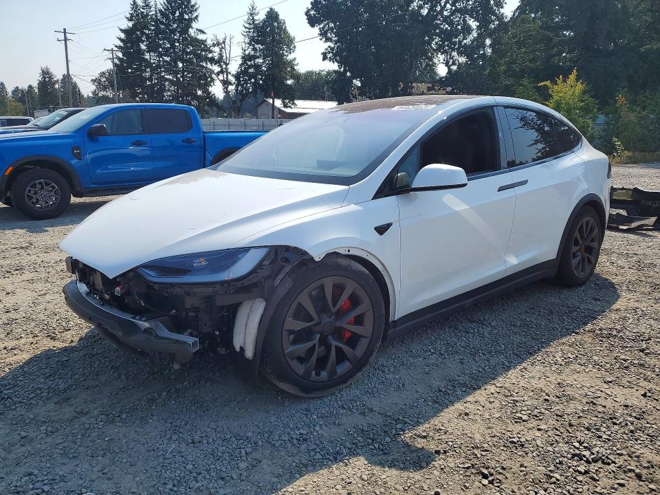 2024 Tesla Model x VIN 7SAXCBE61RF439871 — COPART salvage auction photo