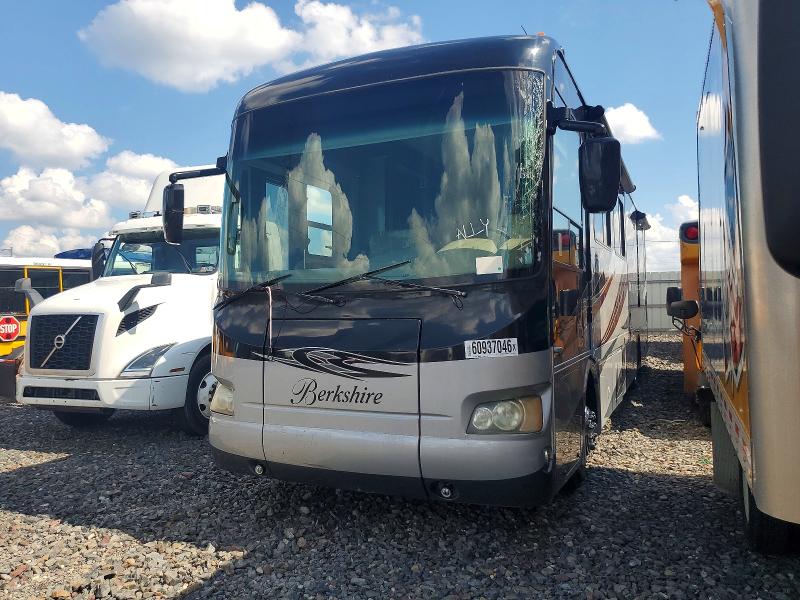 2014 Freightliner All other VIN 4UZAB2DT6DCFH0128 COPART salvage auction — MINOR DENT/SCRATCHES, IN - CERTIFICATE OF TITLE, sold $35,000 on 2026-08-25 (photo 2)