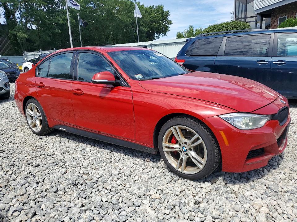 2013 BMW 3 series VIN WBA3B3C58DF542687 COPART salvage auction — WATER/FLOOD, MA - CERT OF TITLE-RECONSTRCTD COLL, sold $400 on 2026-08-19 (photo 4)