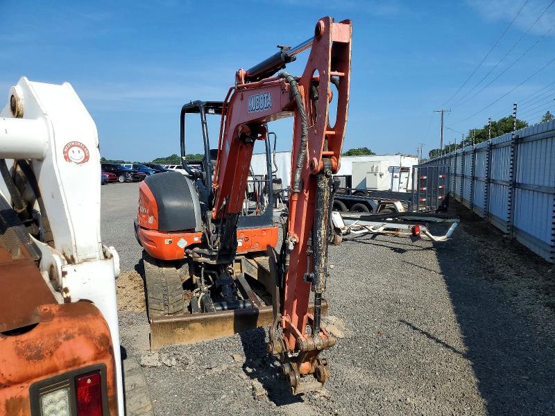 2015 Kubota Constructi VIN JKUK0404V01H23085 — COPART salvage auction photo