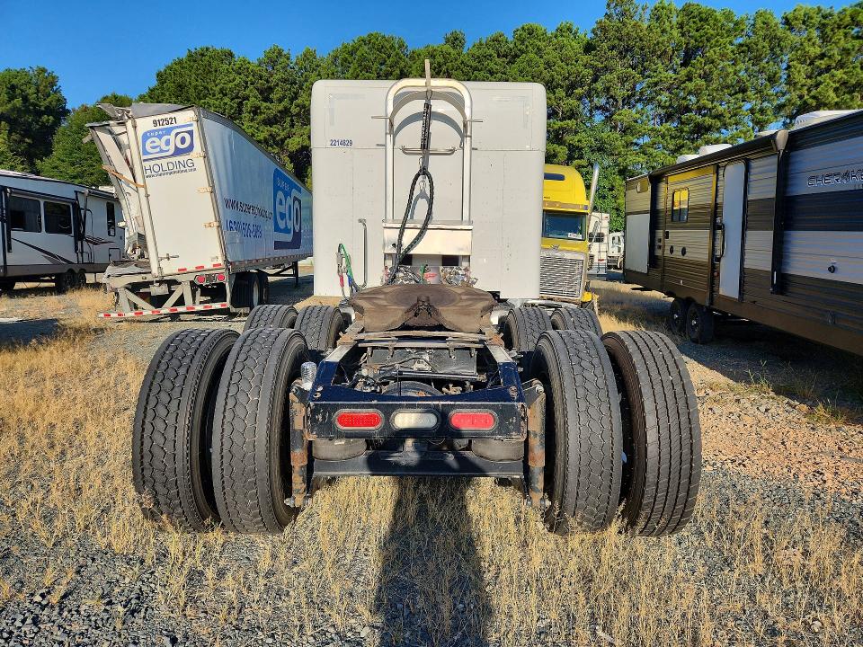 2018 Peterbilt All other VIN 1XPBDP9X0JD474092 COPART salvage auction — FRONT END, CT, sold $7,000 on 2026-08-25 (photo 6)