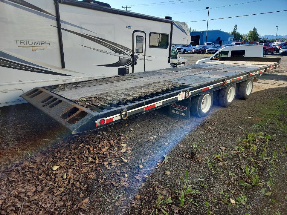 2023 Interstate Trailer VIN 1JKTDL504PM019670 COPART salvage auction — NORMAL WEAR, CT, sold $25,750 on 2026-09-08 (photo 3)