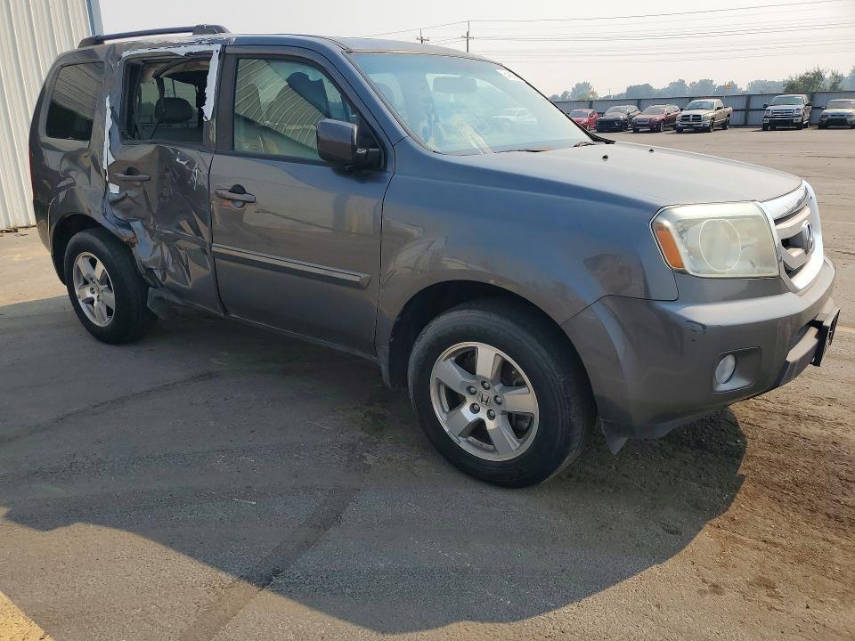 2011 Honda Pilot VIN 5FNYF4H58BB027282 COPART salvage auction — SIDE, Ut - Salvage Certificate, sold $1,900 on 2026-08-25 (photo 4)