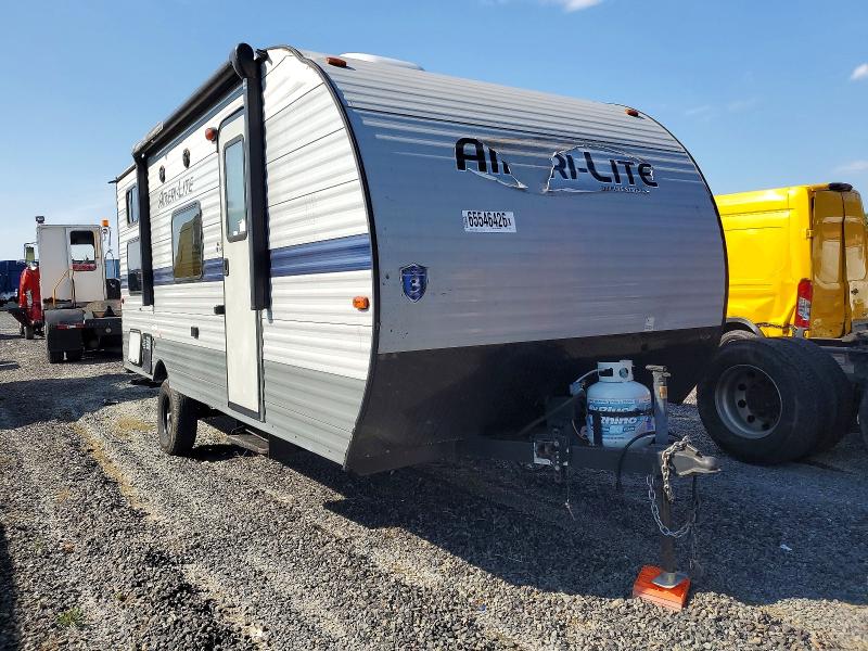 2021 Gulfstream Ameri-lite VIN 1NL1G2213M1144363 COPART salvage auction — NORMAL WEAR, CT, sold $2,450 on 2026-09-08 (photo 1)