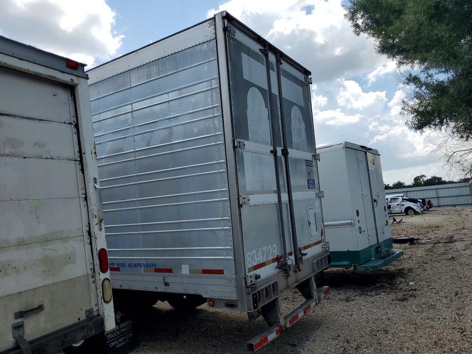 2006 Utility Vs2ra VIN 1UYVS25356U702655 COPART salvage auction — MINOR DENT/SCRATCHES, CT, sold $3,050 on 2026-09-08 (photo 6)