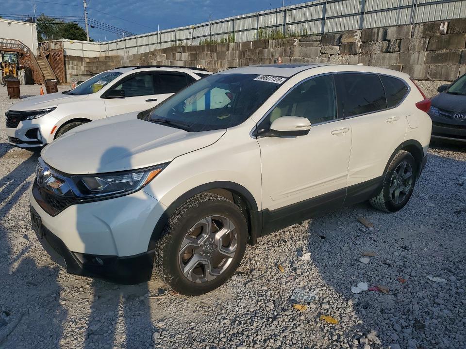 2018 Honda Crv VIN 2HKRW2H83JH645547 — COPART salvage auction photo