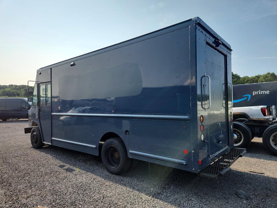 2021 Freightliner Mt45g VIN 4UZAC2GA3MCMM9727 COPART salvage auction — MINOR DENT/SCRATCHES, CT, sold $125 on 2026-08-18 (photo 2)