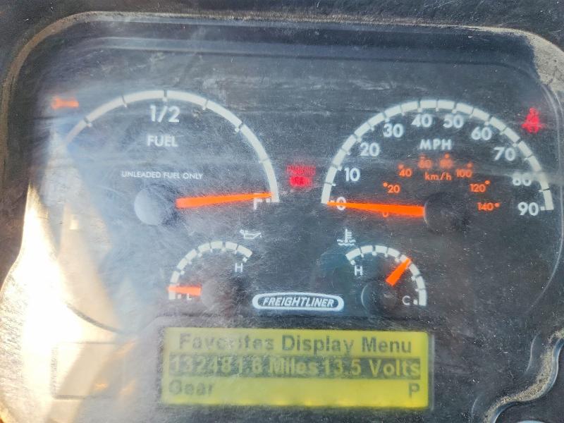 2021 Freightliner All other VIN 4UZAC2GAXMCMM9692 COPART salvage auction — NORMAL WEAR, CT, sold $6,200 on 2026-08-25 (photo 9)