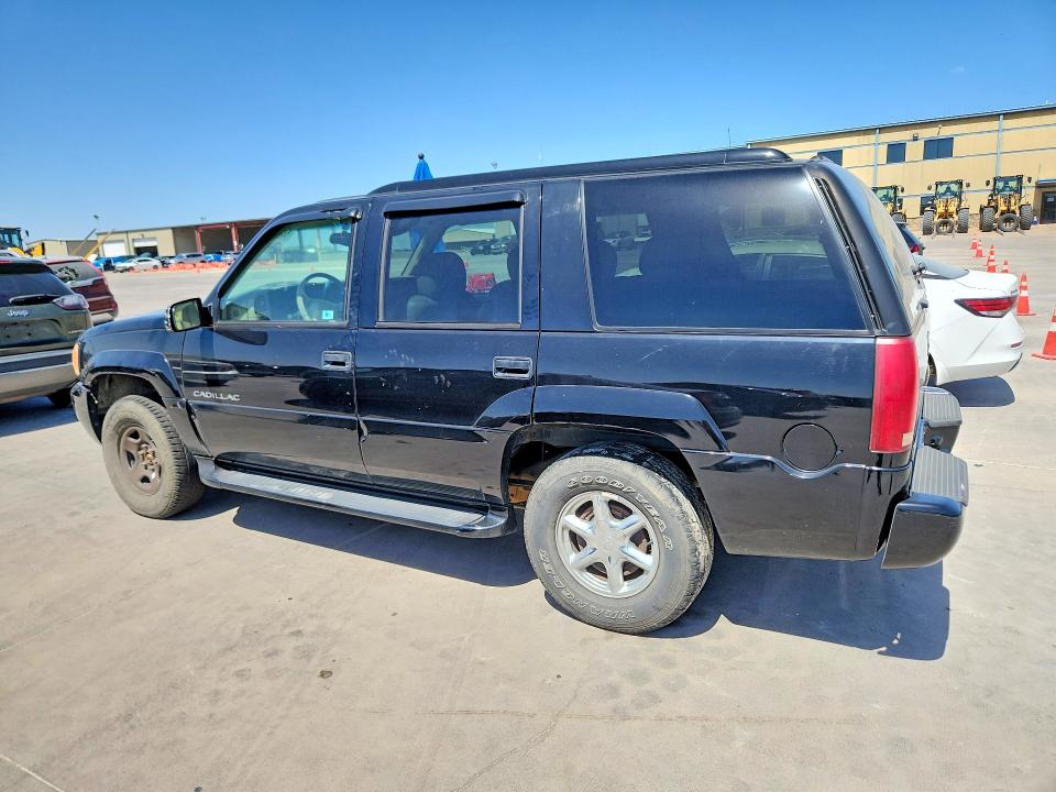 2000 Cadillac Escalade VIN 1GYEK63R8YR212336 COPART salvage auction — HAIL, TX - CERTIFICATE OF TITLE, sold $900 on 2026-08-22 (photo 2)