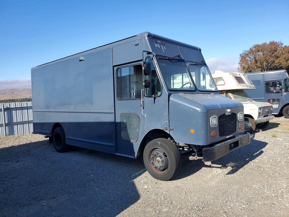 2020 Frht - freightliner All other VIN 4UZAC2EA5LCLZ6921 COPART salvage auction — MINOR DENT/SCRATCHES, CA - DIS/DLR/EXP ONLY CLEAN TITLE, sold $20 on 2026-08-21 (photo 4)
