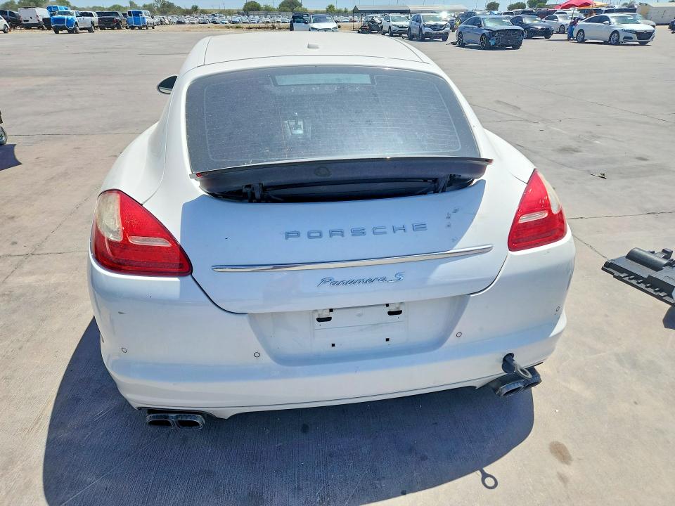 2011 Porsche Panamera VIN WP0AB2A7XBL060634 COPART salvage auction — FRONT END, TX - CERTIFICATE OF TITLE, sold $2,400 on 2026-09-22 (photo 6)