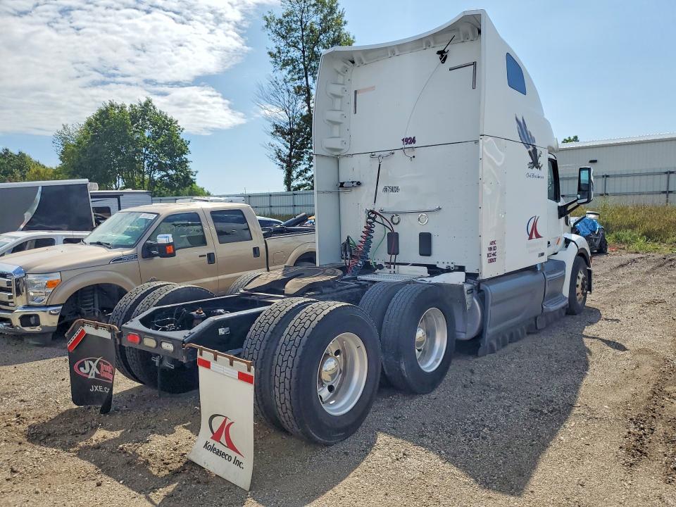 2019 Peterbilt 579 VIN 1XPBDP9X2KD613060 COPART salvage auction — MECHANICAL, CT, sold $3,750 on 2026-09-08 (photo 3)