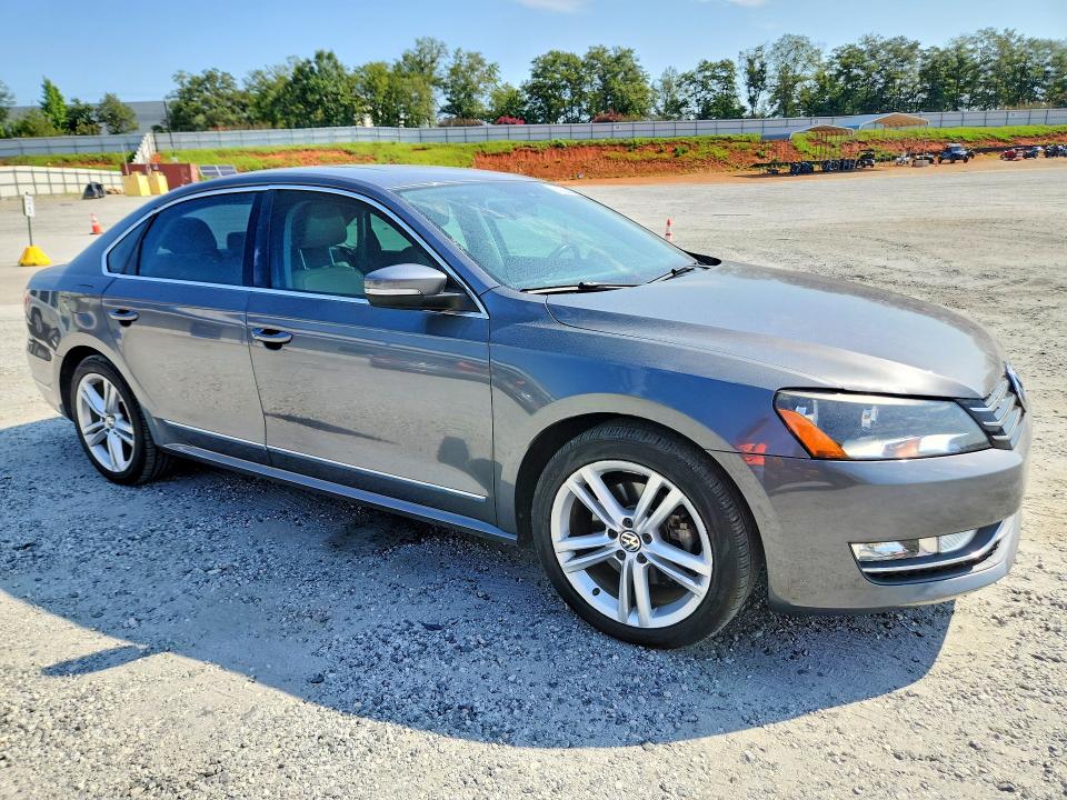 2014 Volkswagen Passat VIN 1VWCT7A31EC068283 COPART salvage auction — MECHANICAL, SC - CERTIFICATE OF TITLE, sold $300 on 2026-08-26 (photo 4)