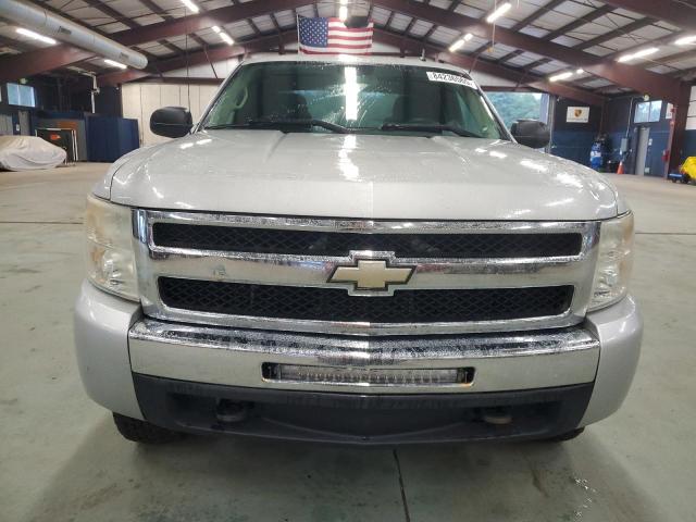 2010 Chev All models VIN 1GCSKSE31AZ109324 COPART salvage auction — MINOR DENT/SCRATCHES, MI - CERTIFICATE OF TITLE, sold $1,550 on 2026-07-30 (photo 5)