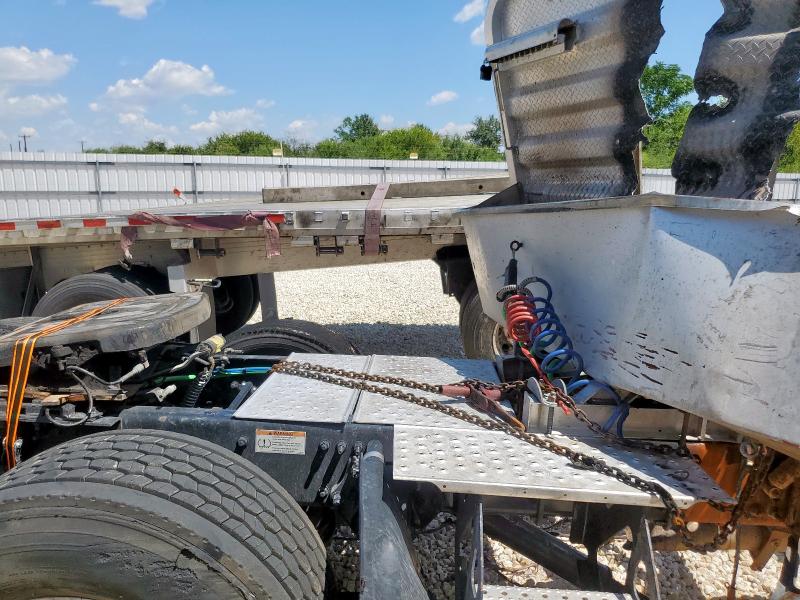 2024 Freightliner All other VIN 3AKJHHDV2RSUV6818 COPART salvage auction — ALL OVER, TX - NONREPAIRABLE TITLE, sold $4,800 on 2026-07-30 (photo 6)