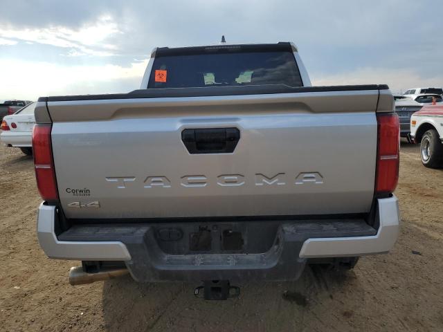 2025 Toyota Tacoma VIN 3TMLB5JN2SM136225 COPART salvage auction — BIOHAZARD/CHEMICAL, CO - SALVAGE TITLE, sold $16,500 on 2026-08-25 (photo 6)