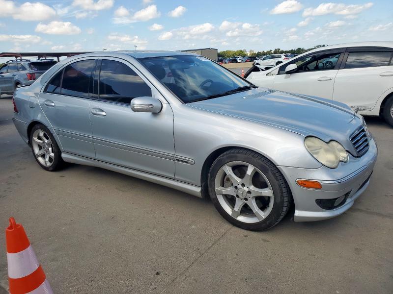 2007 Mercedes-benz C class VIN WDBRF52H67F894033 COPART salvage auction — REAR END, Tx - Salvage Vehicle Title, sold $525 on 2026-08-20 (photo 4)