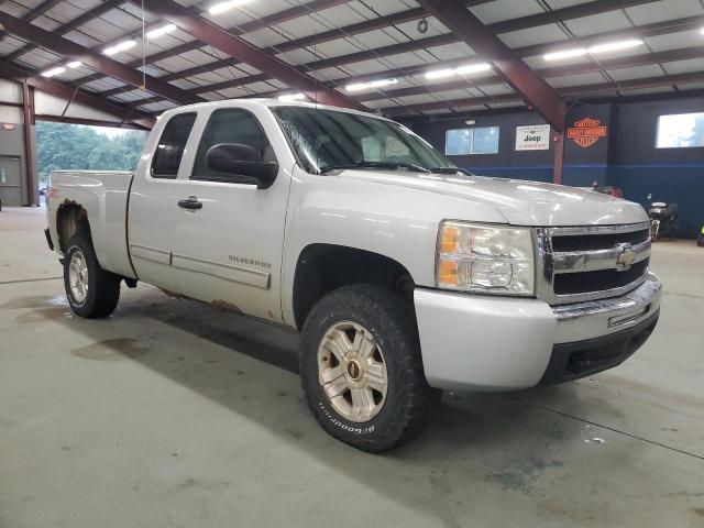 2010 Chev All models VIN 1GCSKSE31AZ109324 COPART salvage auction — MINOR DENT/SCRATCHES, MI - CERTIFICATE OF TITLE, sold $1,550 on 2026-07-30 (photo 4)