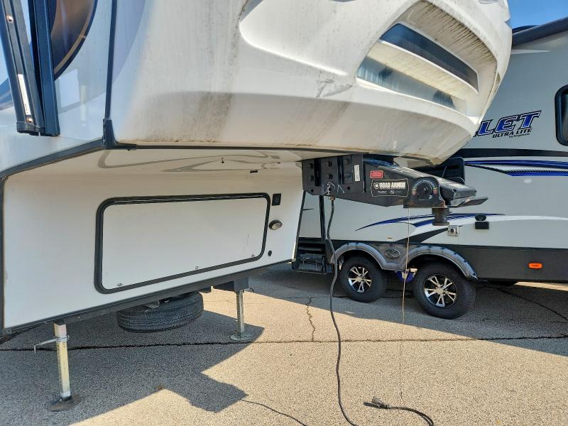 2022 Keystone rv Sprinter s VIN 4YDF30R22M1533597 COPART salvage auction — SIDE, RP, sold $21,500 on 2026-09-22 (photo 8)