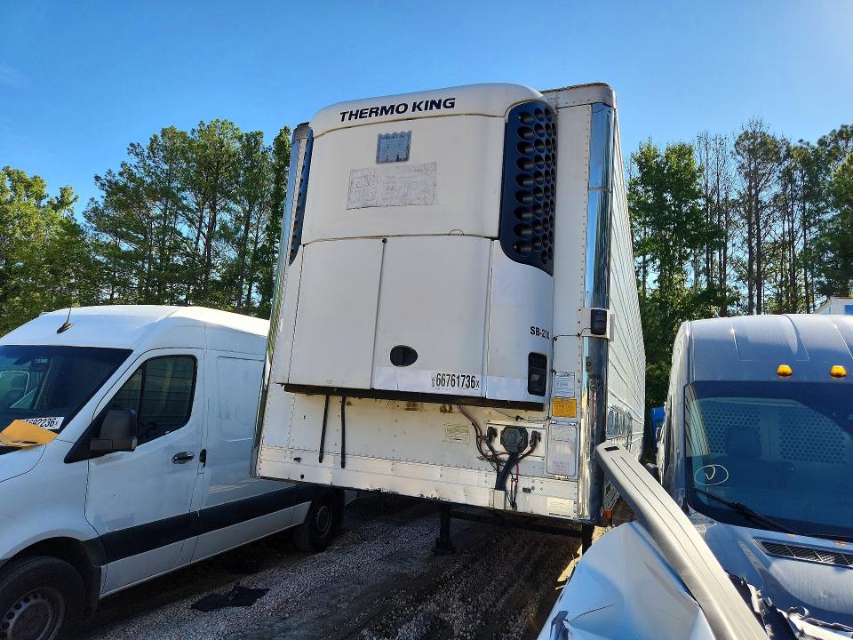 2014 Utility tr VIN 1UYVS2532EU813615 COPART salvage auction — SIDE, IL - DEALER ONLY SALVAGE TITLE, sold $2,850 on 2026-09-24 (photo 1)