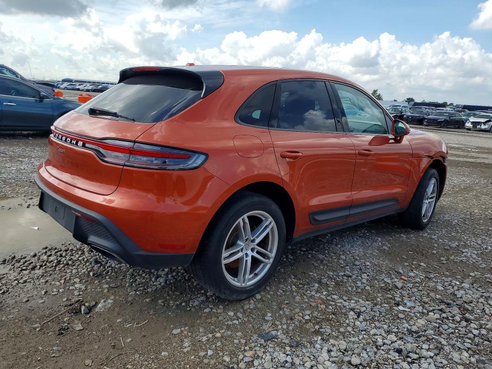 2022 Porsche Macan VIN WP1AA2A56NLB07856 COPART salvage auction — FRONT END, MB, sold $15,100 on 2026-10-15 (photo 3)