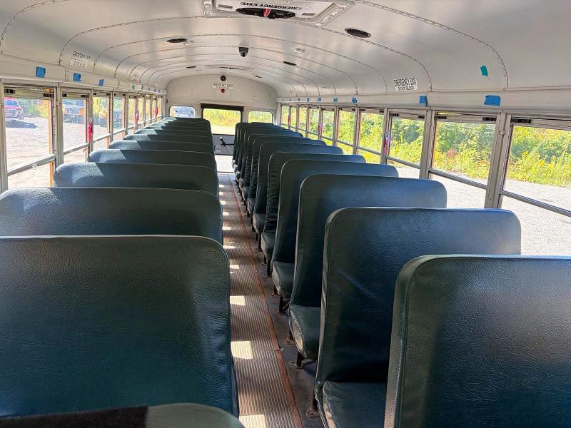 2014 Thomas Built VIN 1T88P9E17E1271027 COPART salvage auction — NORMAL WEAR, MA - CERTIFICATE OF TITLE (P), sold $150 on 2026-10-02 (photo 6)