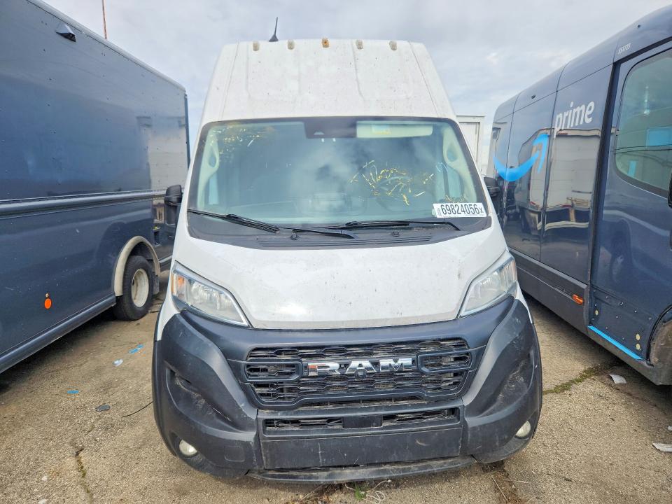2023 Ram Promaster VIN 3C6MRVZG6PE586894 COPART salvage auction — MINOR DENT/SCRATCHES, CT, sold $8,300 on 2026-10-23 (photo 5)
