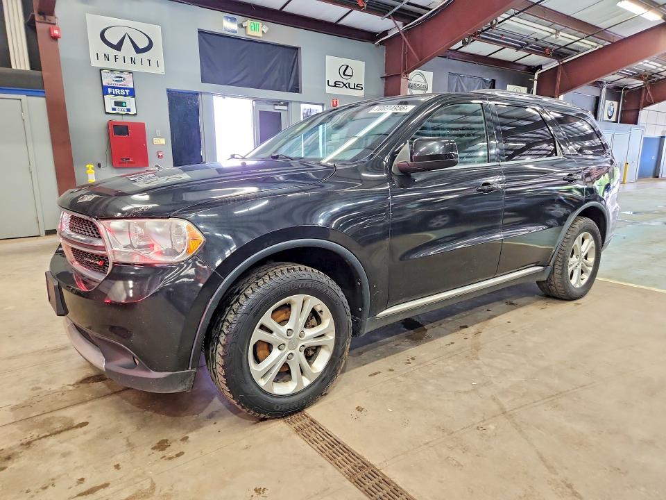 2013 Dodge Durango VIN 1C4RDJAG8DC653936 COPART salvage auction — MINOR DENT/SCRATCHES, CT - CERTIFICATE OF TITLE, sold $450 on 2026-10-15 (photo 1)