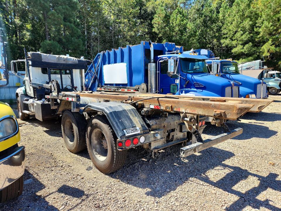 2017 Mack Unknown VIN 1M2AX33C8HM011285 COPART salvage auction — STRIPPED, FL - CERTIFICATE OF DESTRUCTION, sold $15,000 on 2026-09-22 (photo 2)