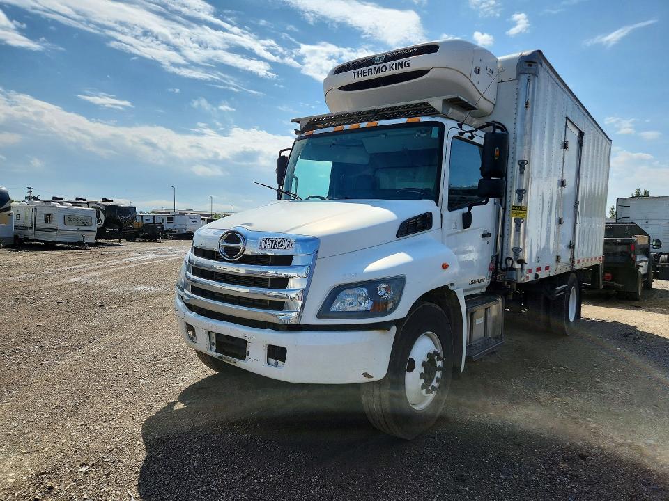 2020 Hino 258/268 VIN 5PVNJ8JM5L5S51199 — COPART salvage auction photo