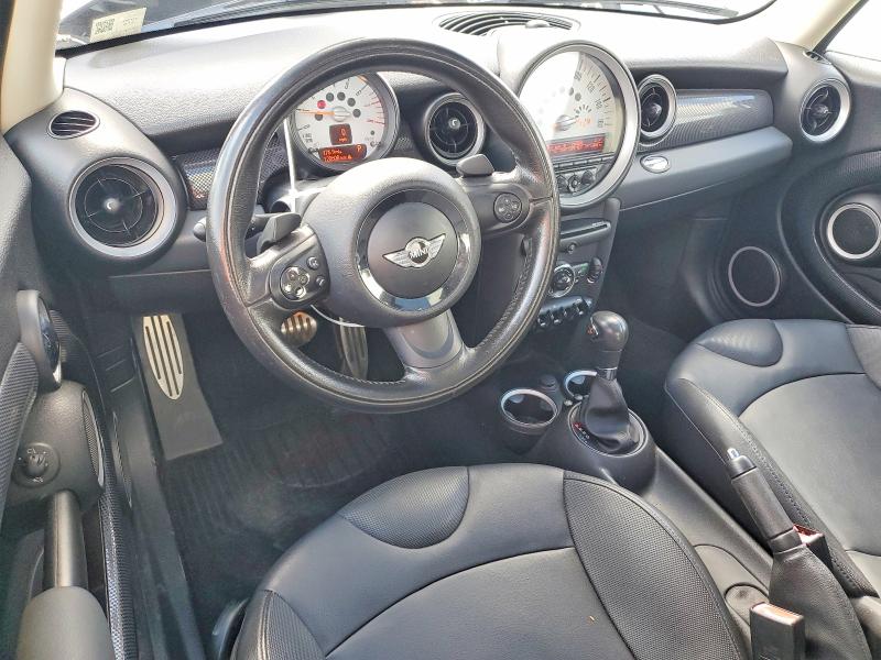 2011 Mini Cooper VIN WMWSV3C56BTY10251 COPART salvage auction — MECHANICAL, MD - CERTIFICATE OF TITLE (P), sold $250 on 2026-10-12 (photo 8)